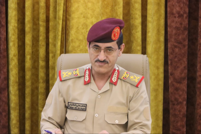Yemen Savunma Bakanı Taher al-Aqili Yemen Savunma Bakanı Taher al-Aqili