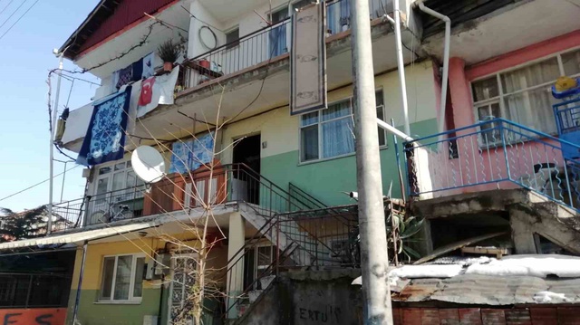 Yeni doğurduğu bebeğini 9 yerinden bıçaklayarak öldüren annenin cezasını Yargıtay bozdu