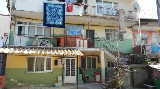 Yeni doğurduğu bebeğini 9 yerinden bıçaklayarak öldüren annenin cezasını Yargıtay bozdu