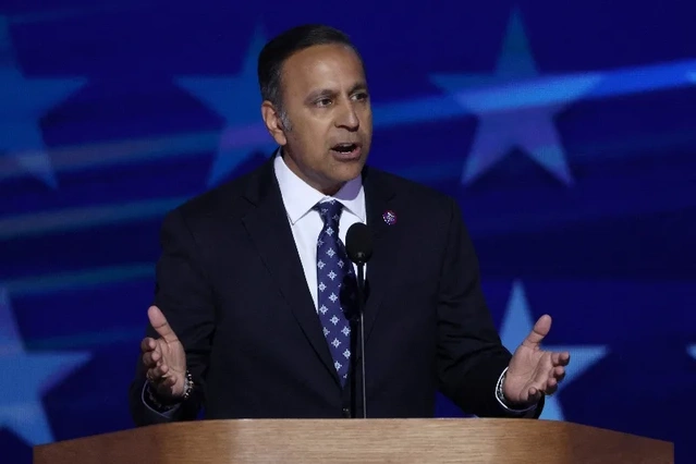 Vekil Krishnamoorthi'den NHTSA'ya Tesla Autopilot ve FSD çağrısı