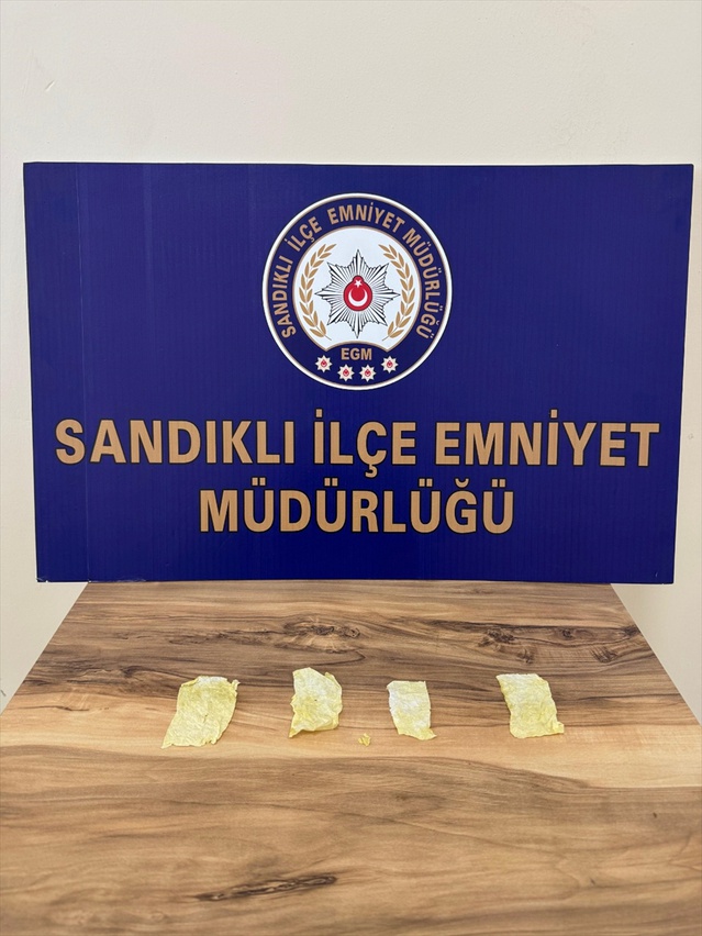 Afyonkarahisar Sandıklı'da uyuşturucu operasyonunda şüpheli K.D. tutuklandı