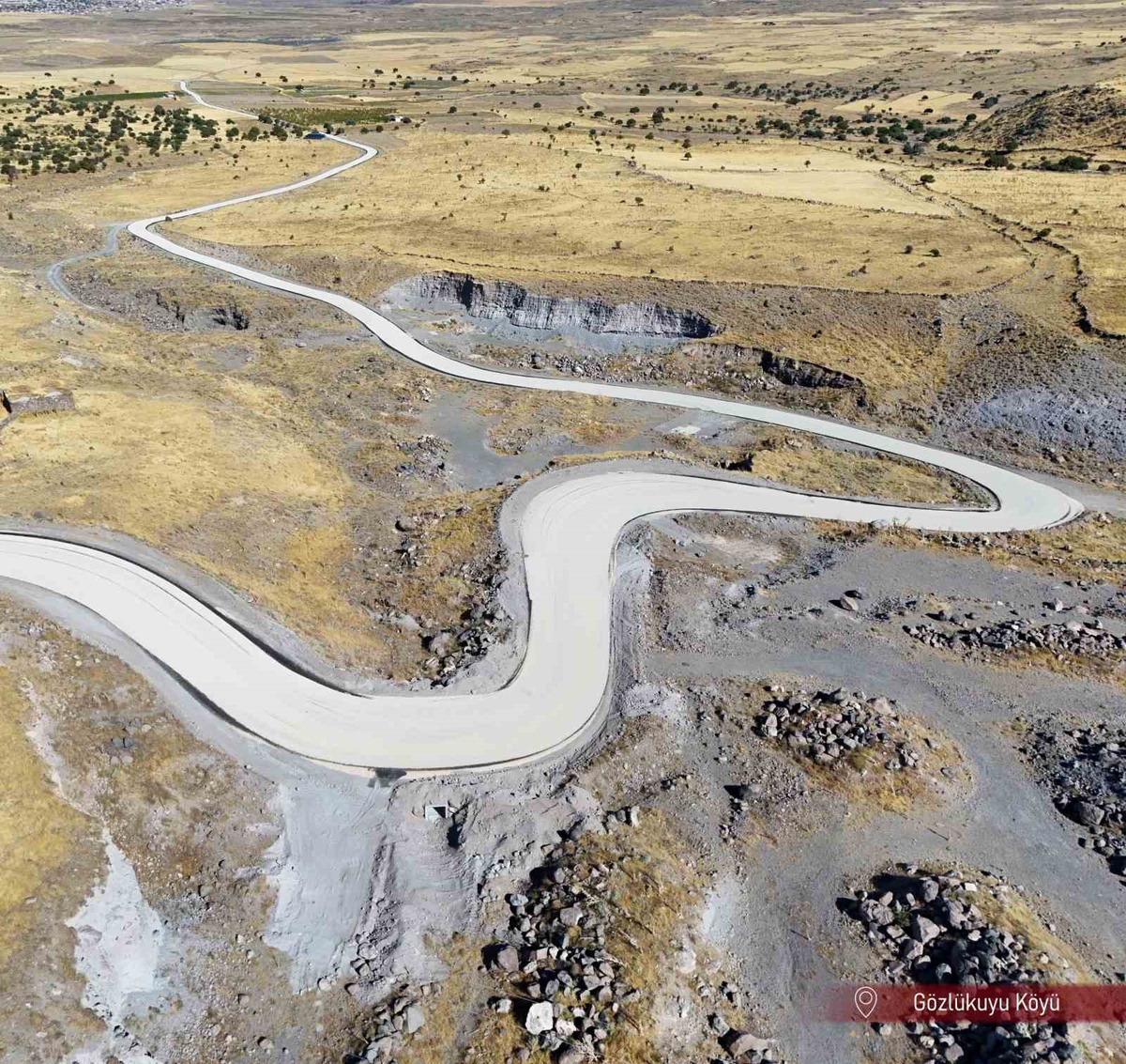 Aksaray\'da Gözlükuyu ve Akçakent köy yollarında asfalt çalışmaları tamamlandı