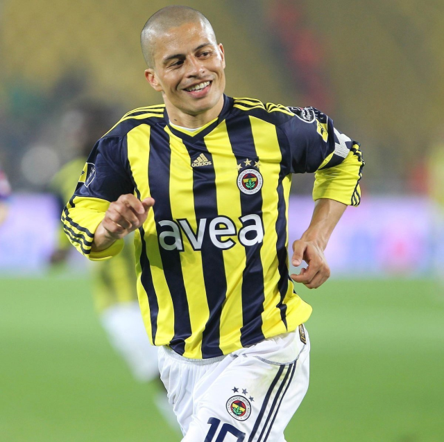 Alex de Souza'dan Fenerbahçe taraftarına duygusal mesaj