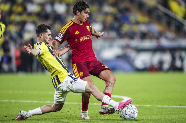 Ayakta alkışlandı! Fenerbahçe taraftarı yıldız isim için 