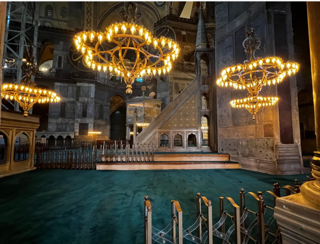 Ayasofya'nın mihrap bölümündeki kubbede güçlendirme ve konservasyon çalışmaları başlıyor