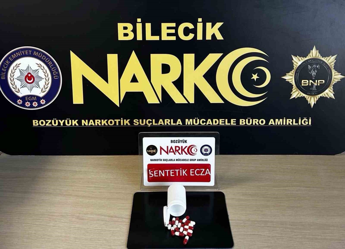 Bilecik\'te otobüste uyuşturucu operasyonu, 2 şüpheli yakalandı