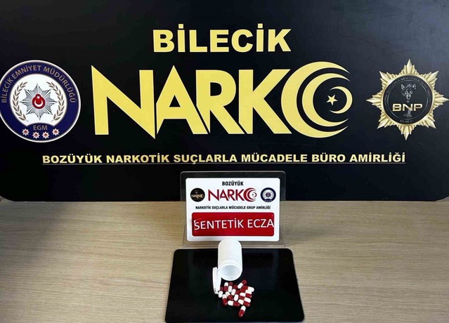 Bilecik'te otobüste uyuşturucu operasyonu, 2 şüpheli yakalandı