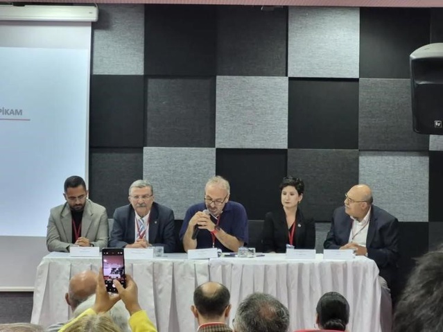 Bilecik'te kent bellekleri ve koleksiyoncular çalıştayında arşivler masaya yatırıldı