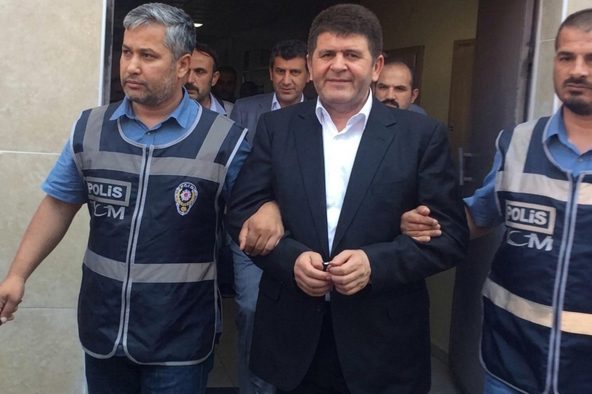 Bozma kararı sonrası FETÖ’den yeniden yargılanan Mustafa Boydak\'ın eşi beraat etti