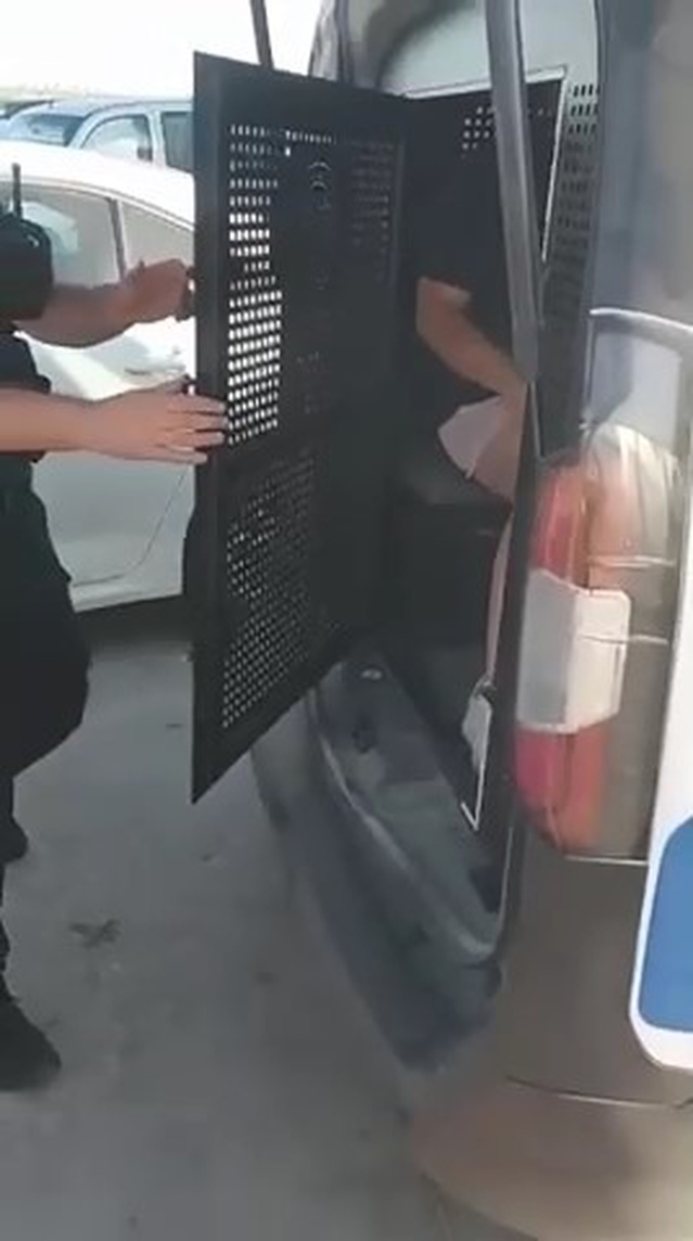 Bursa İznik'te aranan 4 şahıs yakalanarak cezaevine teslim edildi