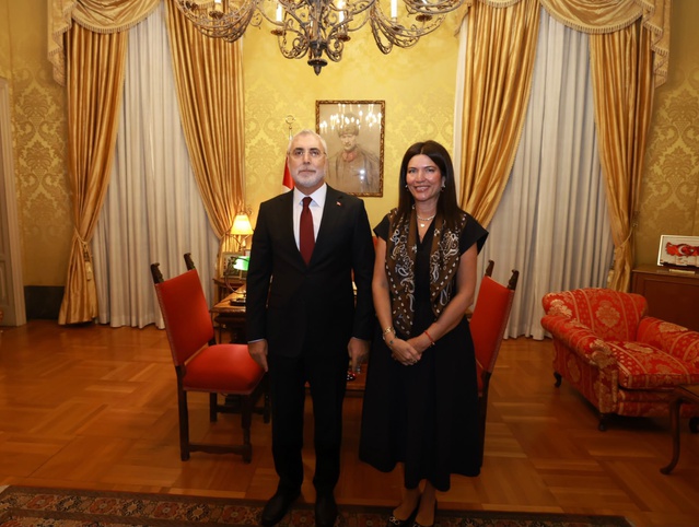 Bakan Işıkhan Roma'da büyükelçilerle görüştü