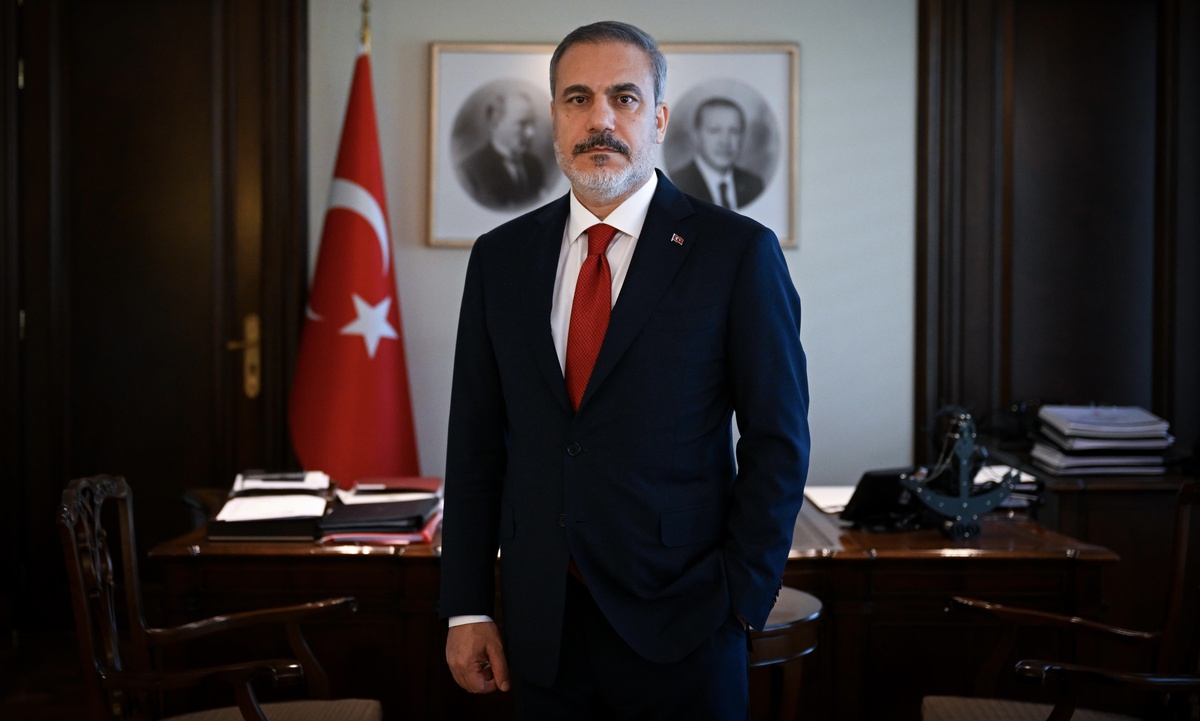 Dışişleri Bakanı Hakan Fidan yarın Diyarbakır\'a geliyor