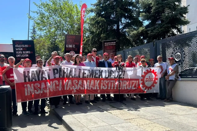 DİSK-AR raporuna göre işçilerin 8 aylık ücret kaybı 1 trilyon 862 milyar TL'yi aştı