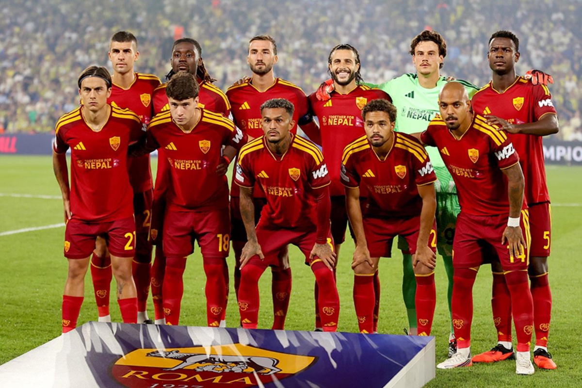 Fenerbahçe ile karşılaşan Roma\'dan alkışlanacak hareket