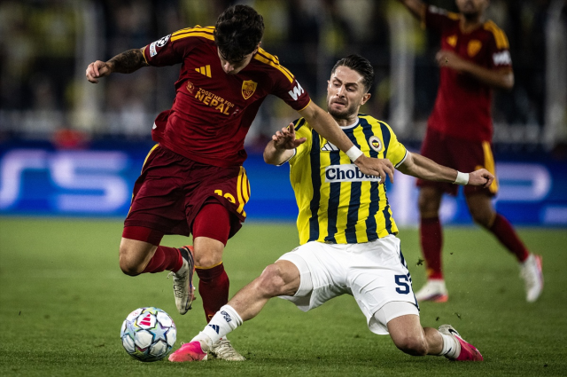Fenerbahçe, Şampiyonlar Ligi'ne 18 yıl aradan sonra 1 puanla geri döndü