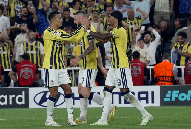 Fenerbahçe, Şampiyonlar Ligi'ne 18 yıl aradan sonra 1 puanla geri döndü