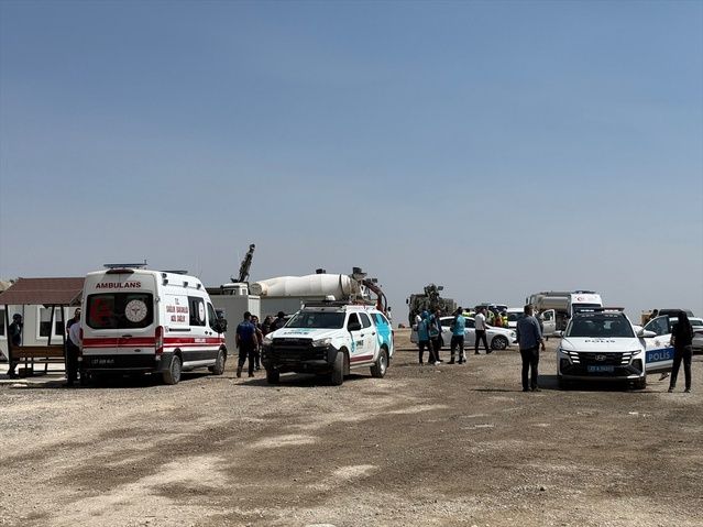 Gaziantep'teki tünel inşaatında yaşanan iskele çökmesinde 1 işçi yaralandı
