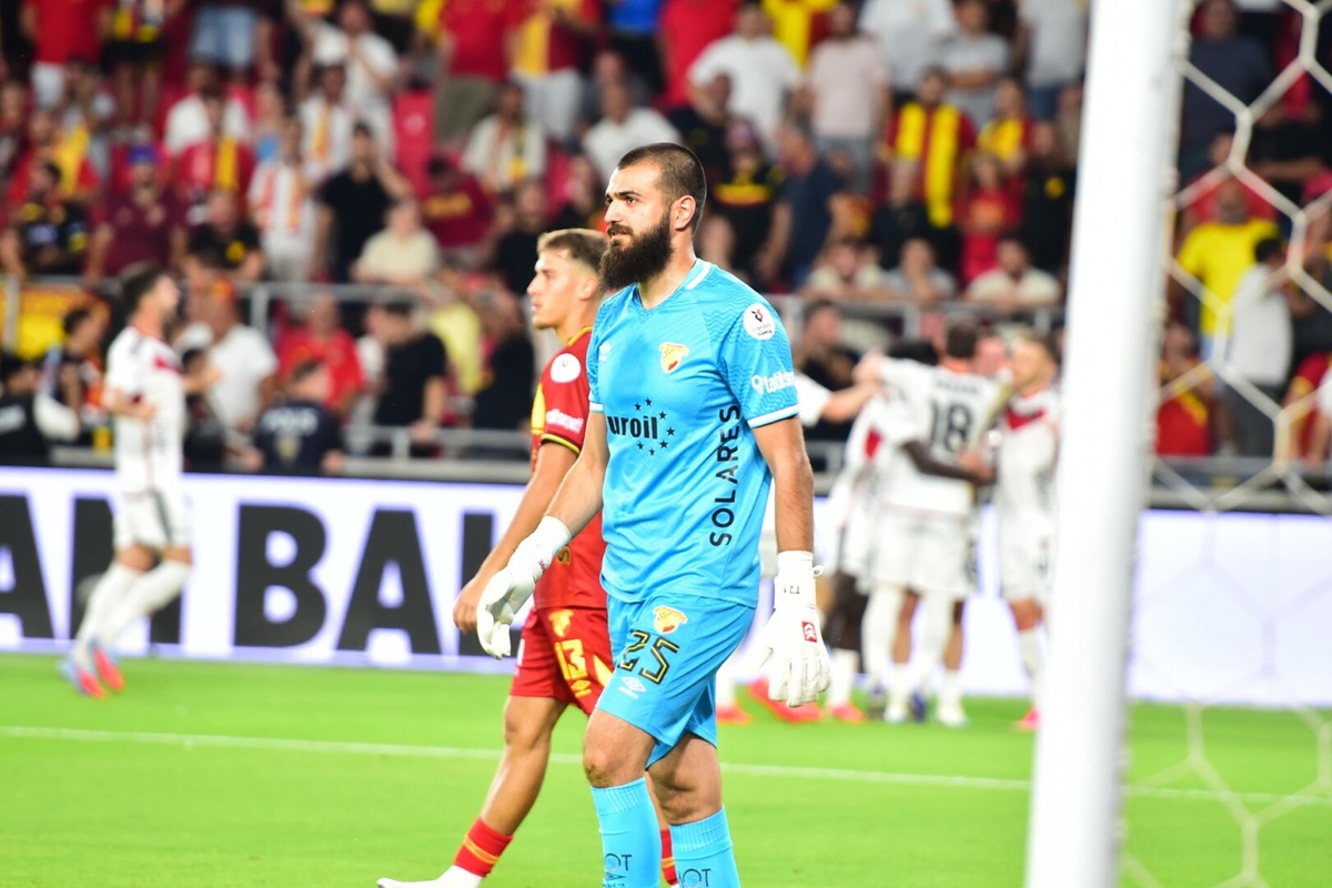 Göztepe\'de sakatlık ve transfer kaybı kadro istikrarını vurdu, 1 puanla 17\'nci sırada