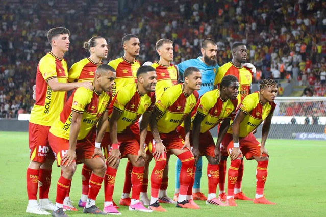 Göztepe ilk 4 haftada 11 gol yiyerek ligin en çok gol yiyen takımı oldu