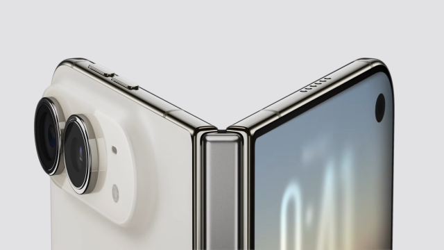 İlklerin iPhone'u! Apple yıllardır yapmadığı ne varsa Duo'da yaptı