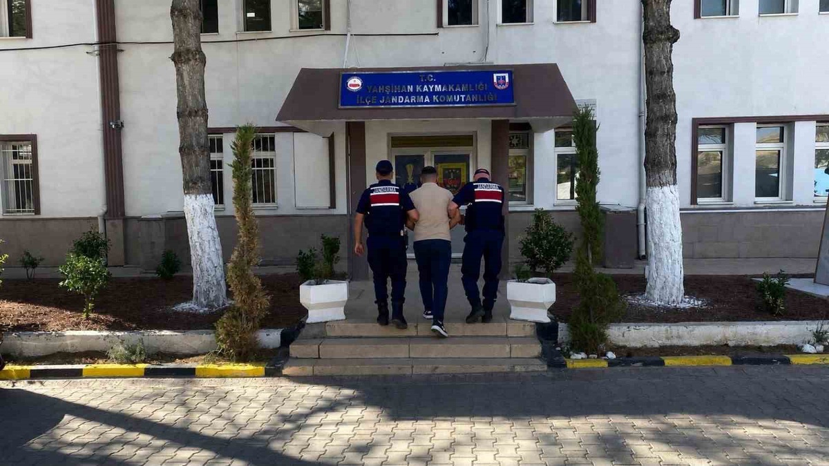 Kırıkkale\'de 4 firari hükümlü operasyonla yakalanıp cezaevine gönderildi