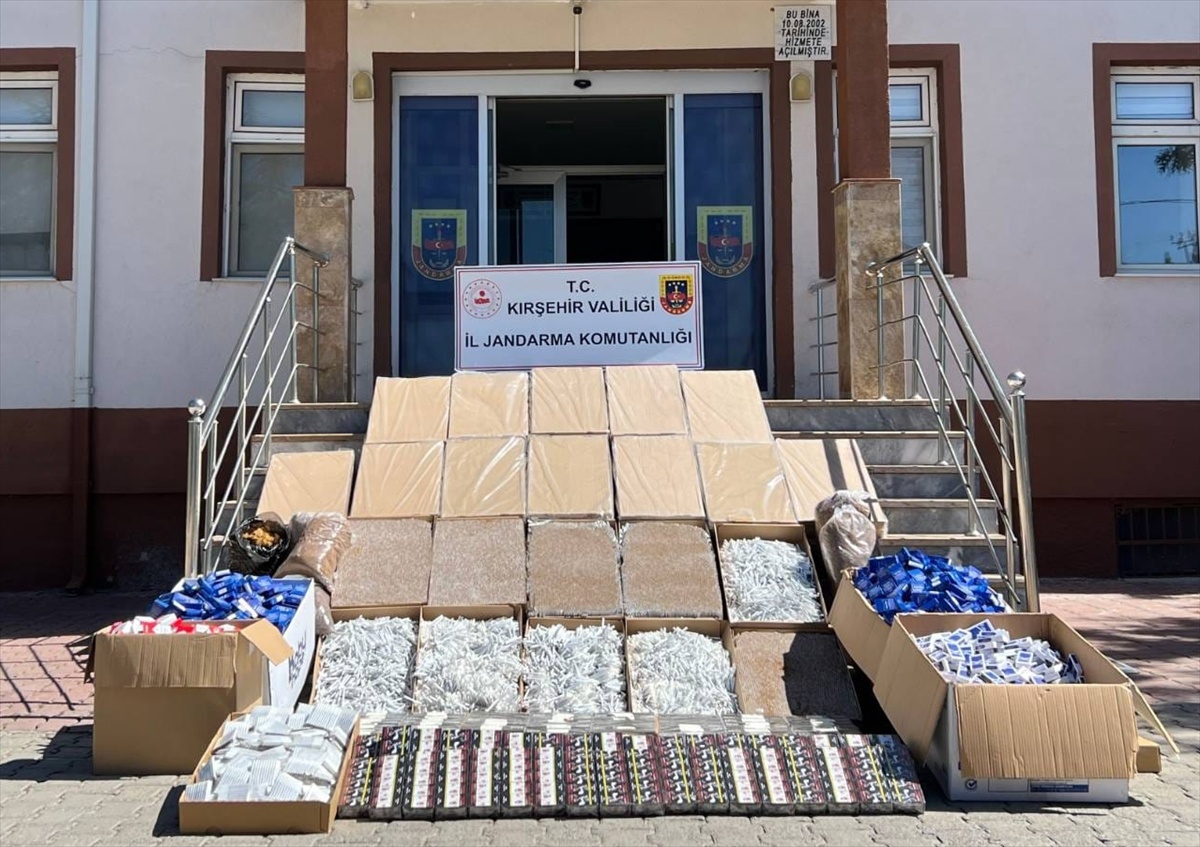 Kırşehir Kaman\'da kaçak makaron operasyonu, 1 zanlı yakalandı