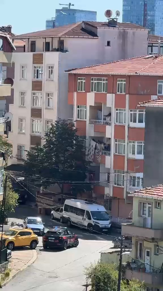 Maltepe'de iş yeri sahibi çevredeki işletmeciye silahla ateş açtı