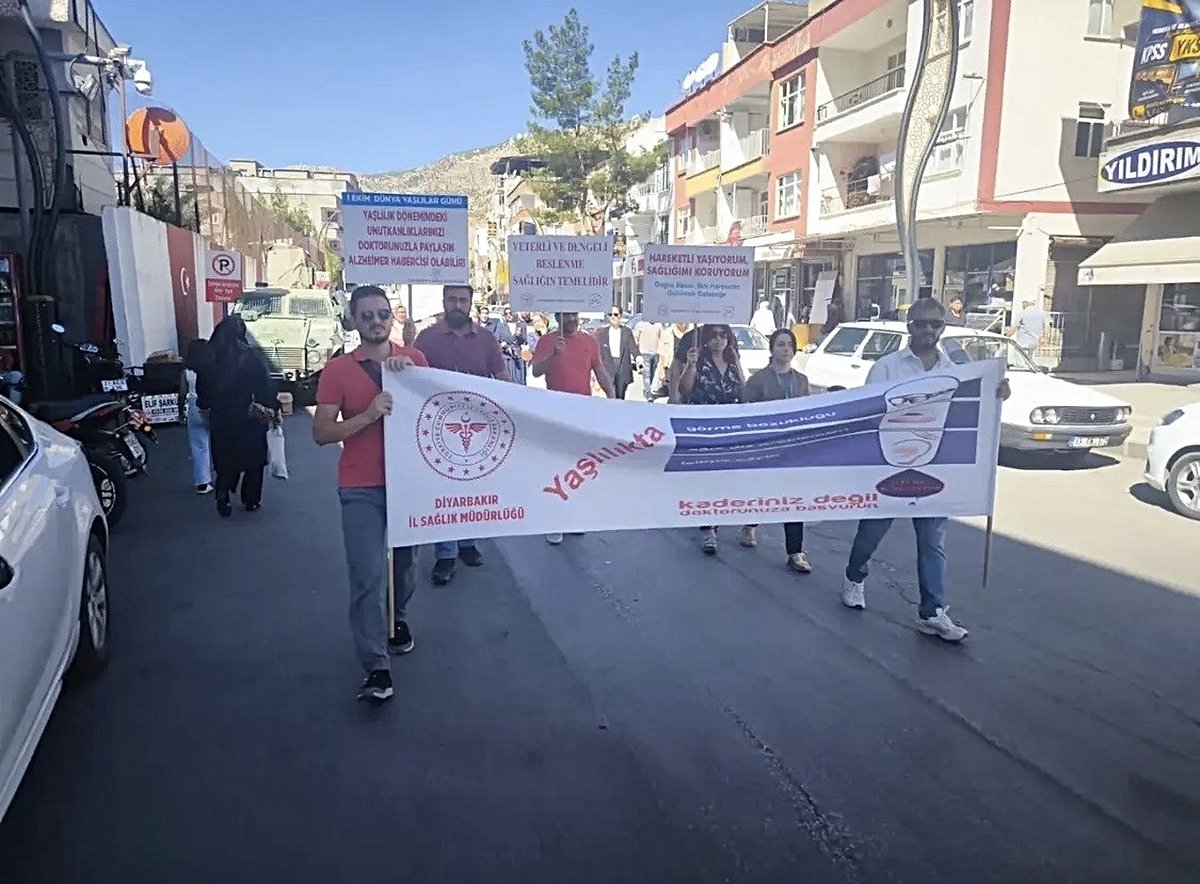 Diyarbakır Çermik\'te obeziteye dikkat çekmek için farkındalık yürüyüşü yapıldı