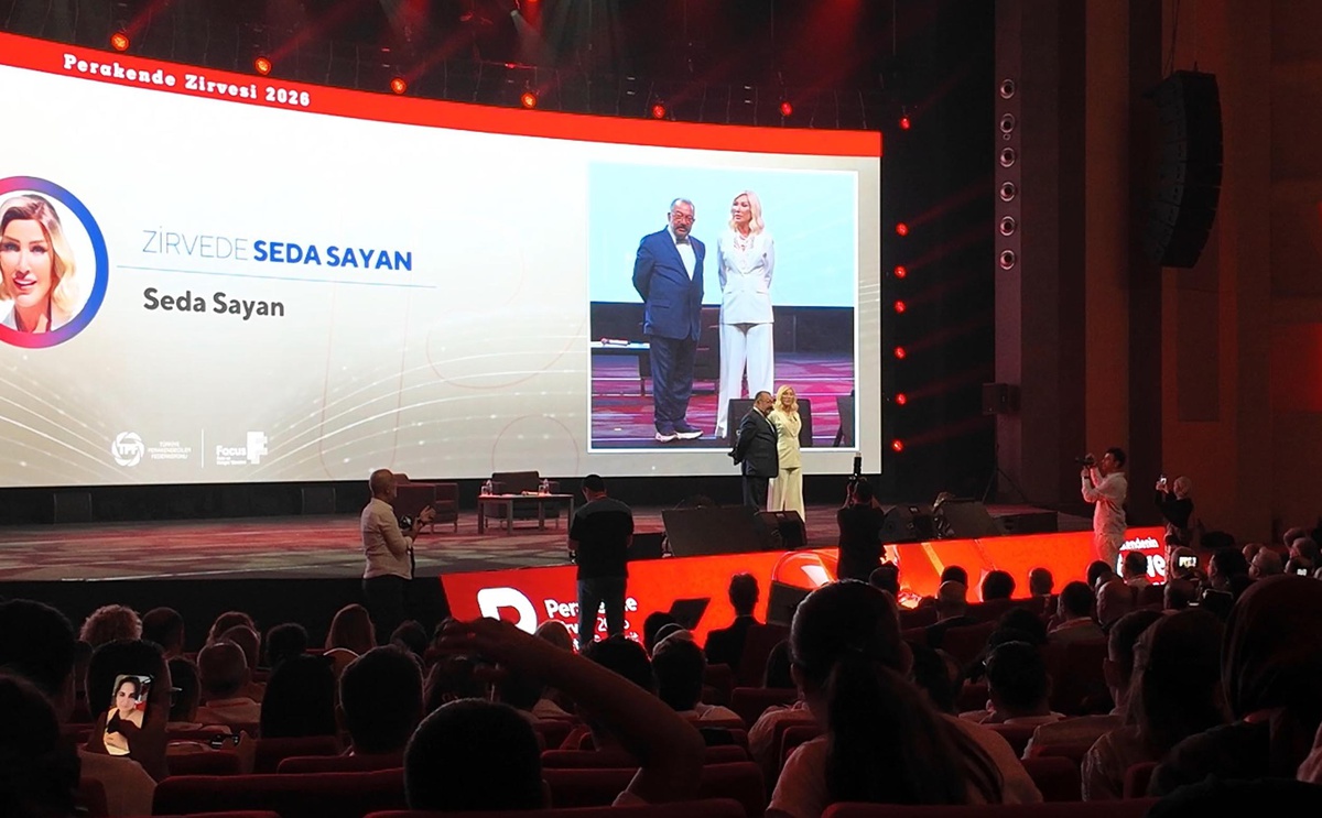 Seda Sayan evlilik eleştirilerine yanıt verdi, \'Asıl beni dinleyeceksin\' dedi