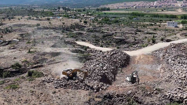 Hatay Hassa'da Türkiye'nin en büyük OSB'lerinden birinin altyapısı başladı