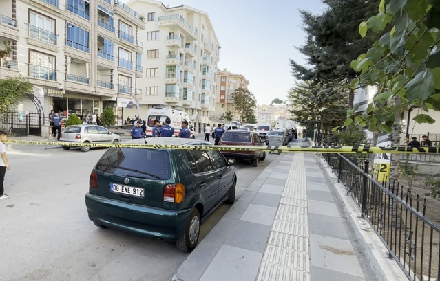 Ankara Mamak'ta hırdavat dükkanında tartıştığı yeğenini silahla vurarak öldürdü