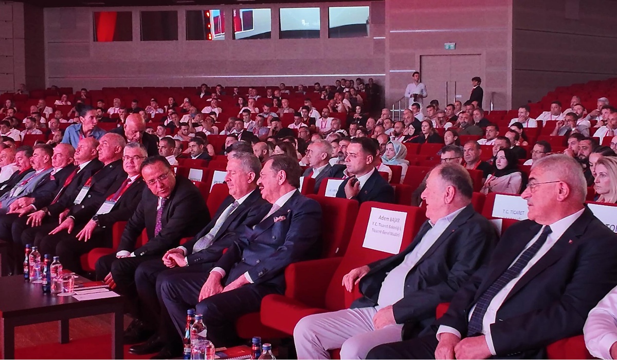 TPF Başkanı Düzgün\'den pazar tatili için 3 aylık çalışma grubu teklifi