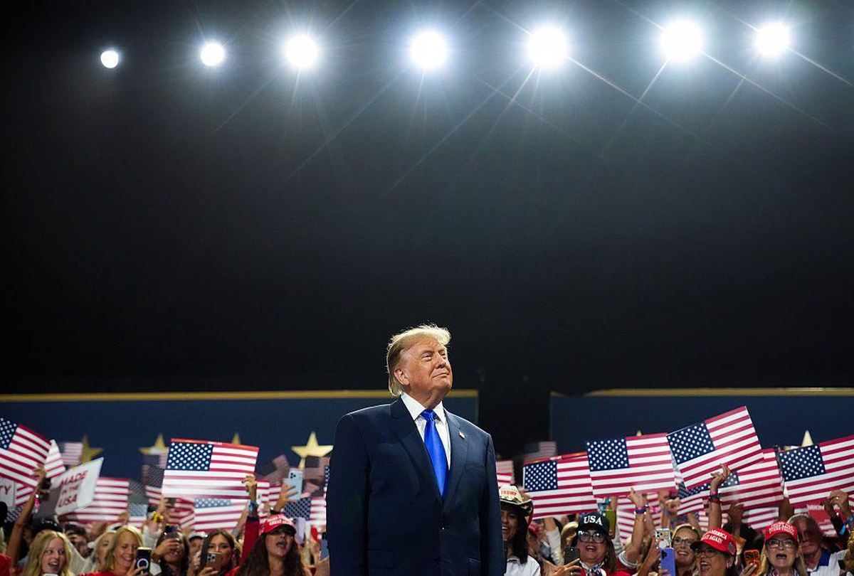 Trump\'tan ara seçim vaadi, çoğunluk Cumhuriyetçilerde kalırsa her yetişkine 5 bin dolar