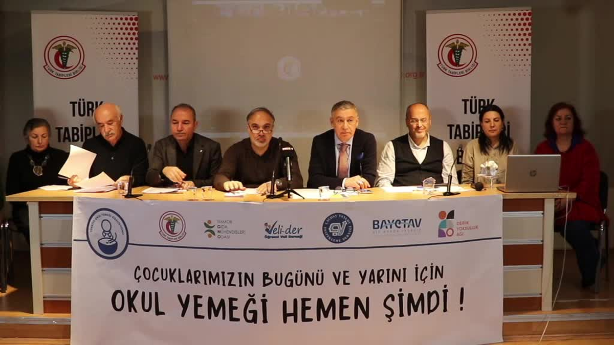 Okul Yemeği Koalisyonu ücretsiz okul yemeğinin kalıcı politika olmasını istedi