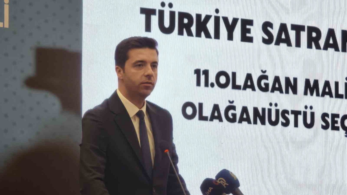 Satranç Federasyonu\'nda Enes Efendioğlu 131 oyla başkan seçildi