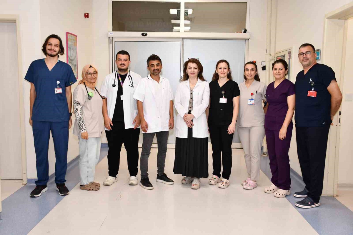Alanya\'da 32 haftalık 1 kilo 600 gram doğan bebek 2 ay sonra sağlığına kavuştu