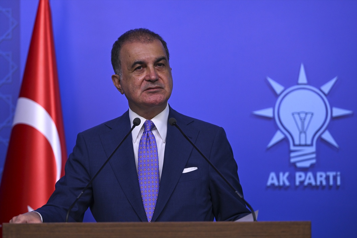 AK Parti Sözcüsü Çelik, Rusya-Ukrayna savaşı için İstanbul\'da masa kurulmasını istedi