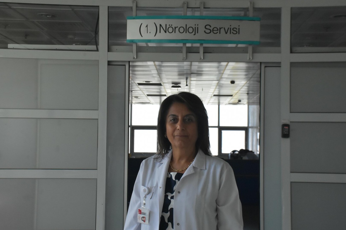 Alzheimer uzmanından uyarı, hastalar sosyal hayattan koparılmamalı