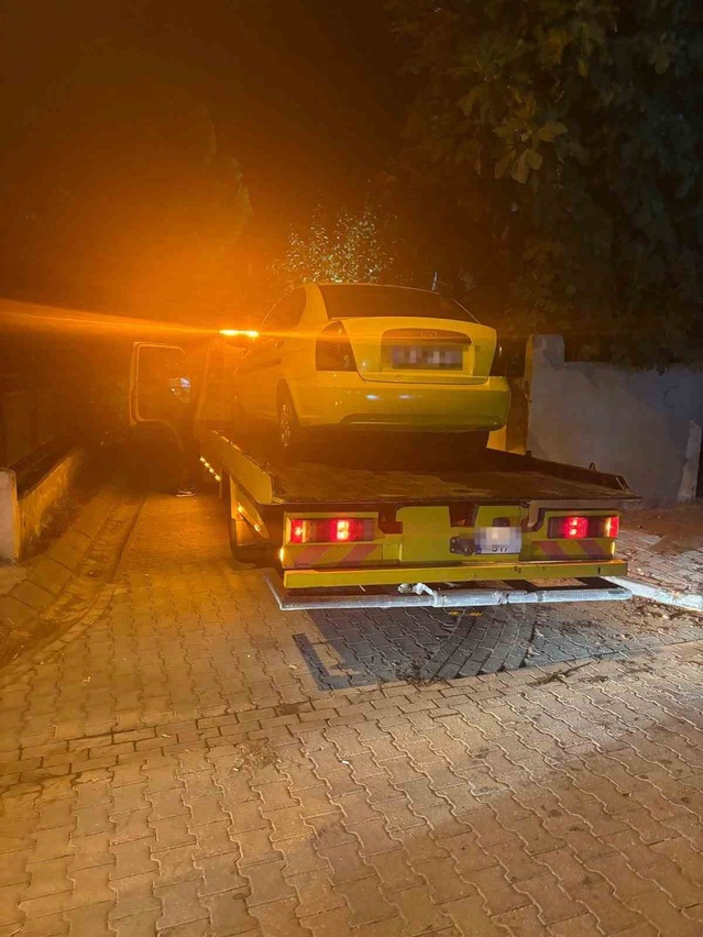 Aydın Efeler'de usulsüz yolcu taşımacılığına 100 bin lira ceza kesildi