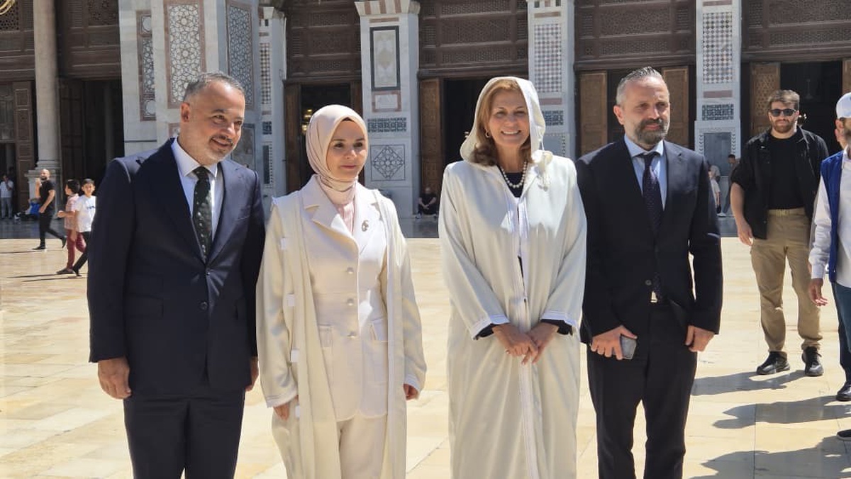 Bakan Göktaş, Şam’da tarihi mekanları ziyaret etti