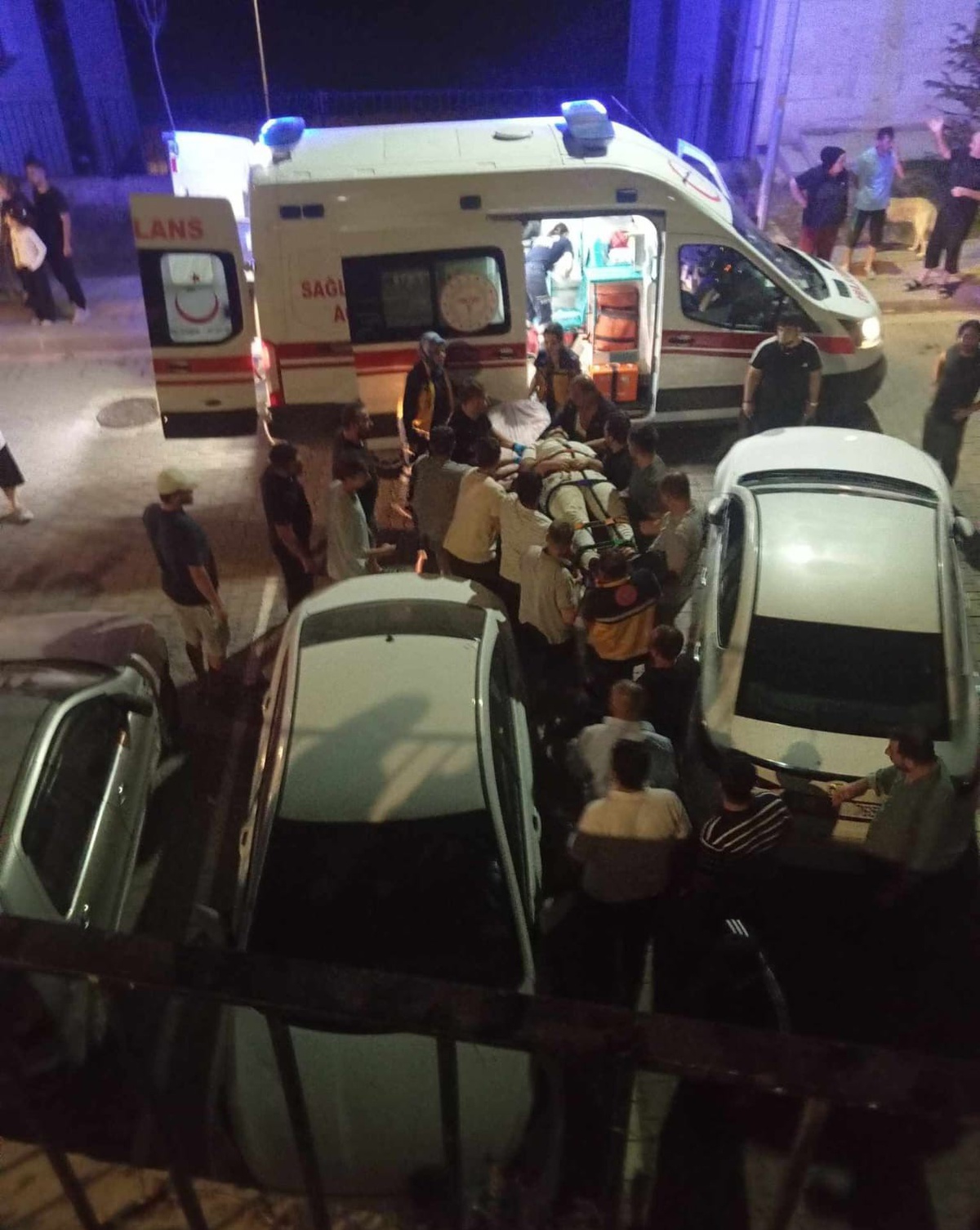 Bursa İnegöl\'de motosiklet şarampole uçtu, 9 aylık hamile kadının bebeği öldü