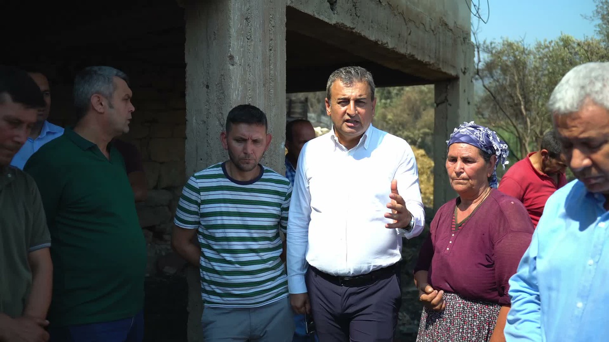 Aladağ\'da yangın mağdurlarına YENİ Parti\'den ziyaret, \'bizi ateşe attılar\' tepkisi