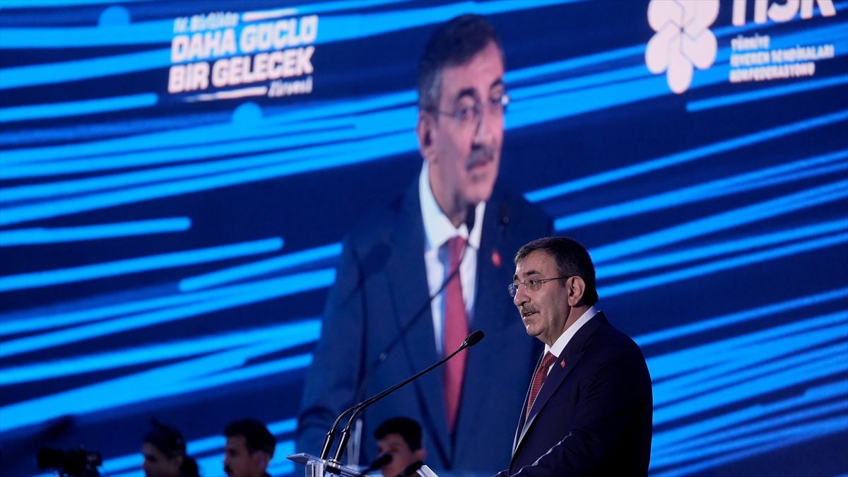 Yılmaz TİSK zirvesinde konuştu, sosyal konut ödeneği yüzde 150 arttı