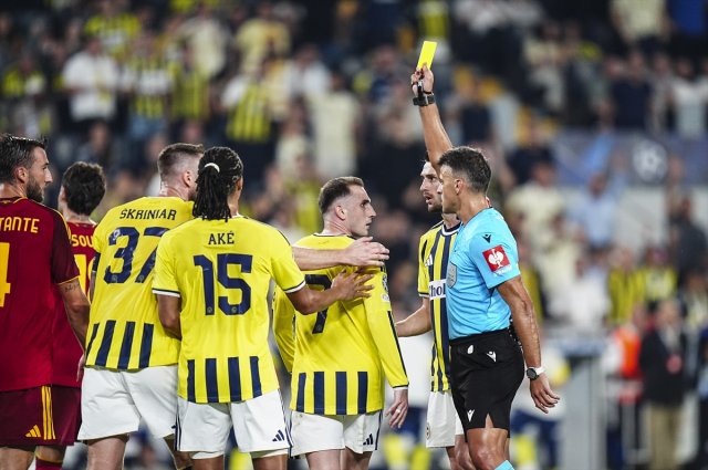 <a class='keyword-sd' href='/dunya/' title='Dünya'>Dünya</a> basını Fenerbahçe'yi konuşuyor! Bir gecede yaşananlara inanamadılar