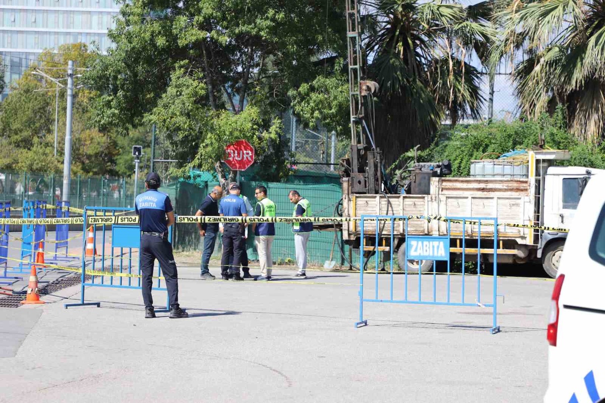 Samsun Canik\'te gazetecilere çekim engeli, polis güvenlik şeridi dışında izin verdi