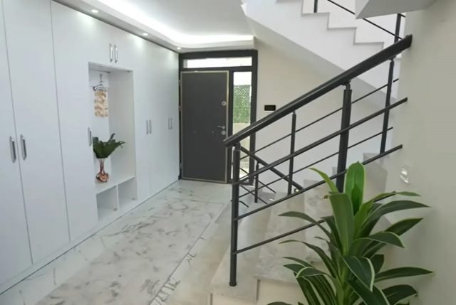 Gelin Evi'nde böyle ev görülmedi! 7+2 oda, 5 banyo, havuz, hamam...
