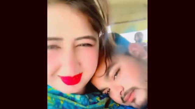 Çoluğunu çocuğunu bırakıp trans bireyle kaçtı