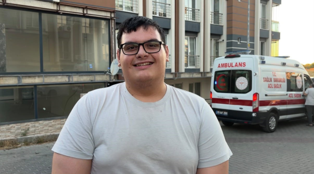 İlaç içip uyuyakaldı, oğlu polisi aradı! Ekipler kapıyı açınca şaşkına döndü