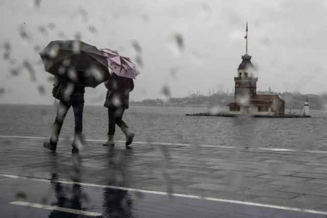 İstanbul'da hava tersine dönüyor! Yağmur günlerce devam edecek