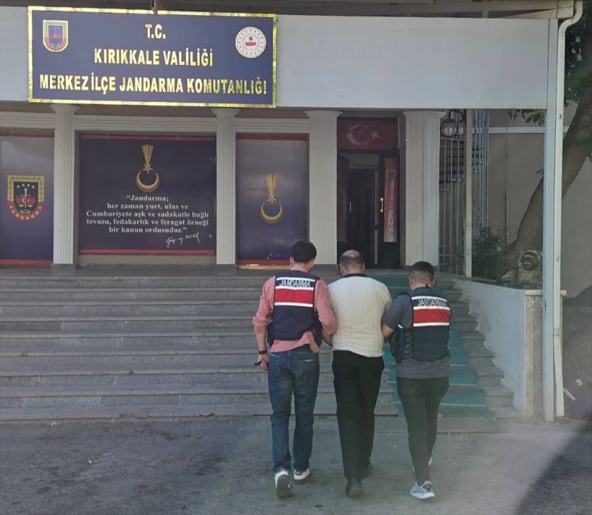 Kırıkkale\'de haklarında kesinleşmiş hapis cezası bulunan 4 hükümlü yakalandı